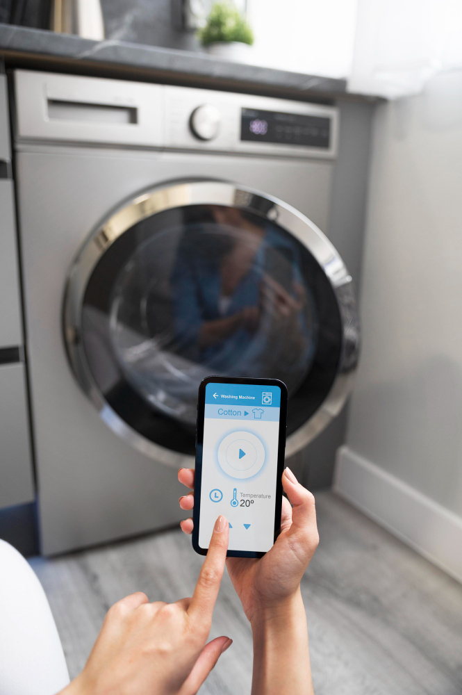 slimme wasmachine bedienen met app op mobiel